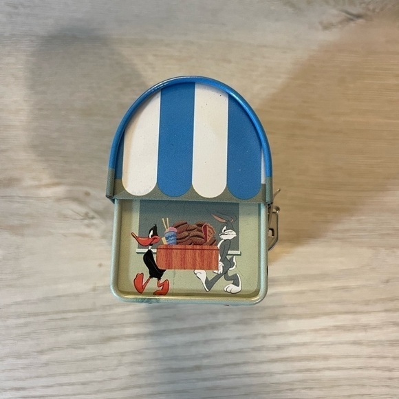 Hallmark Keepsake Ornament Lunch Wagon for Porky Pig Looney Tunes Lunchbox - Picture 3 of 8